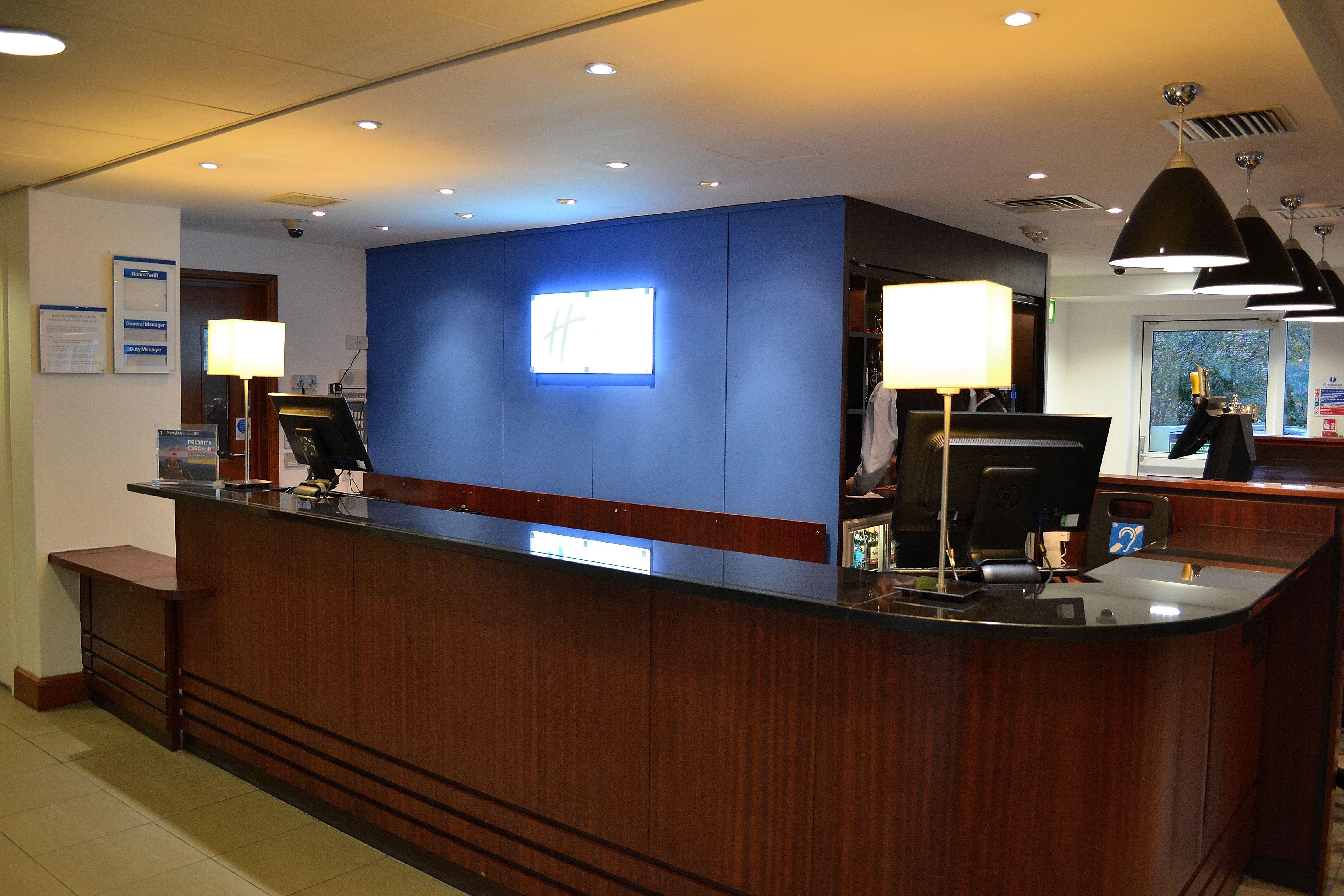Holiday Inn Express Birmingham Star City By Ihg Exterior foto