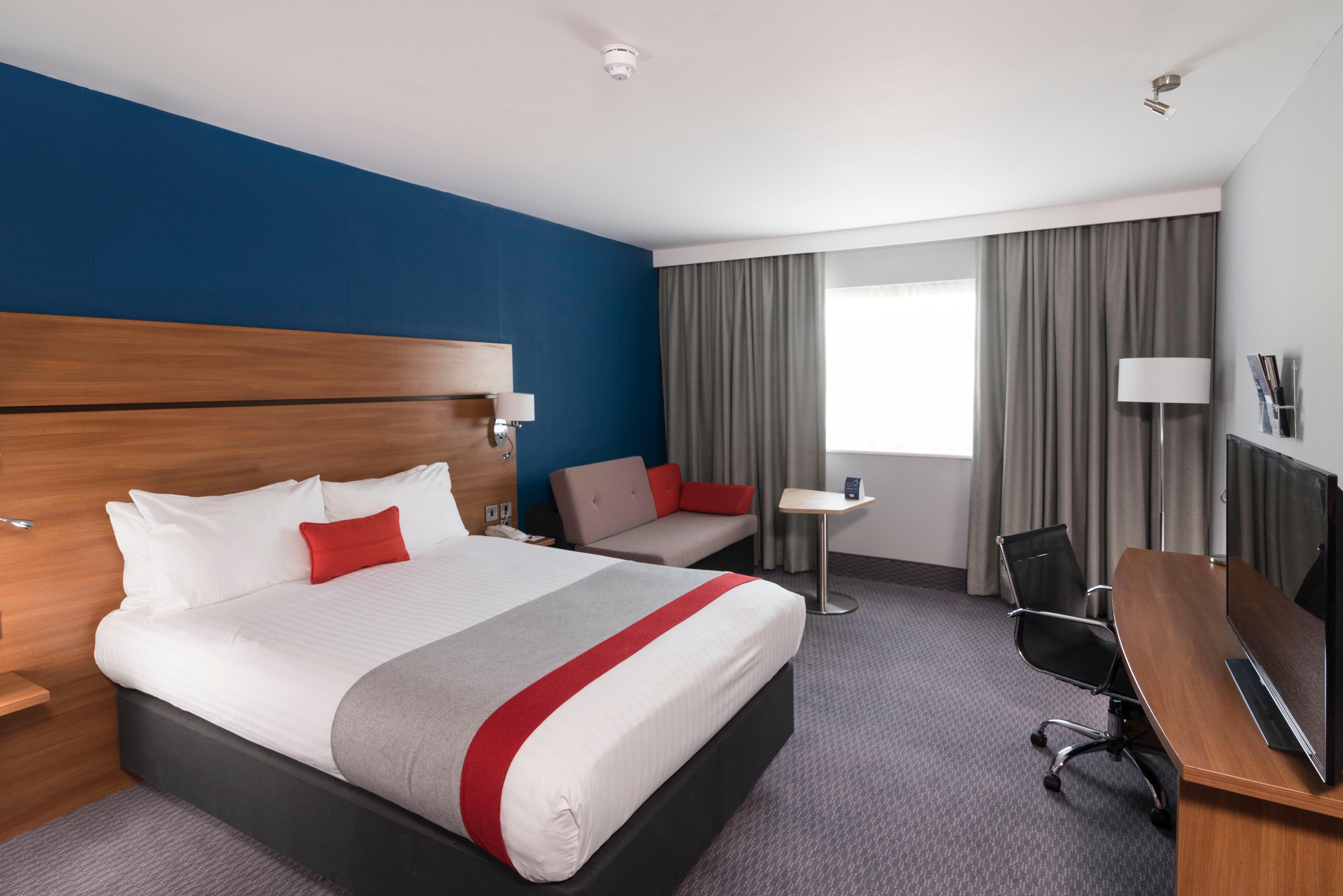 Holiday Inn Express Birmingham Star City By Ihg Exterior foto